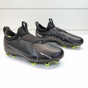 4.5Y Nike Zoom Mercurial Vapor 15 Academy MG GS Black Volt Soccer cleats